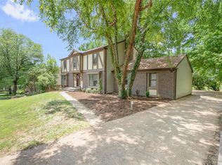 541 Westernmill Dr, Chesterfield, MO 63017