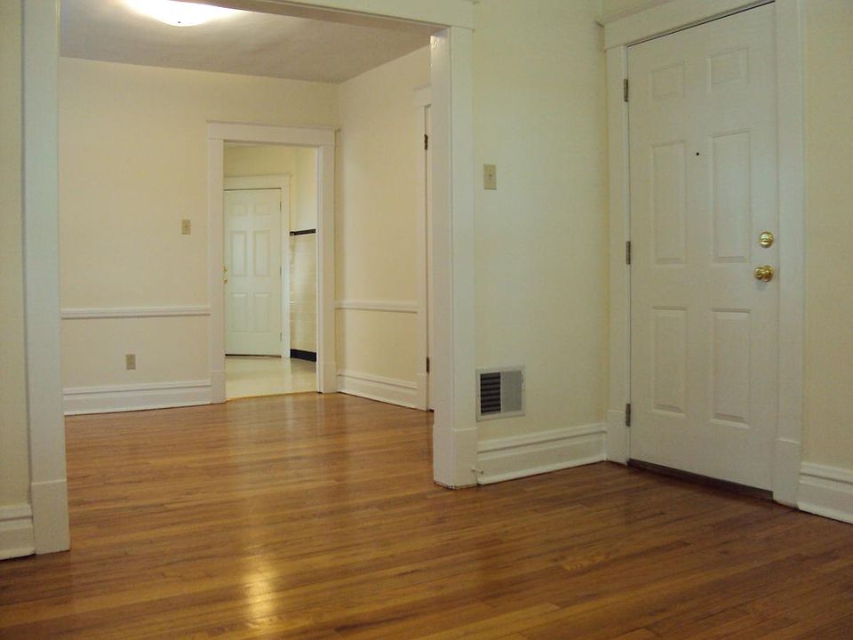 2nd image of 915 Saint Rita Ave APT 1s