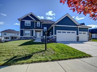 822 Walter Run, Waunakee, WI 53597