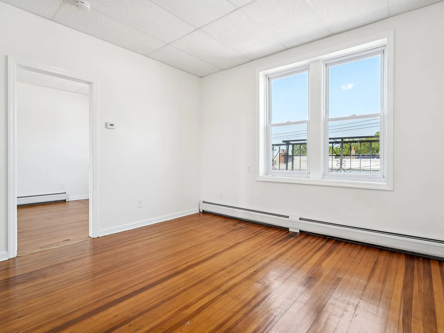 2 bed, 800 sqft, $1,900 — Photo 4