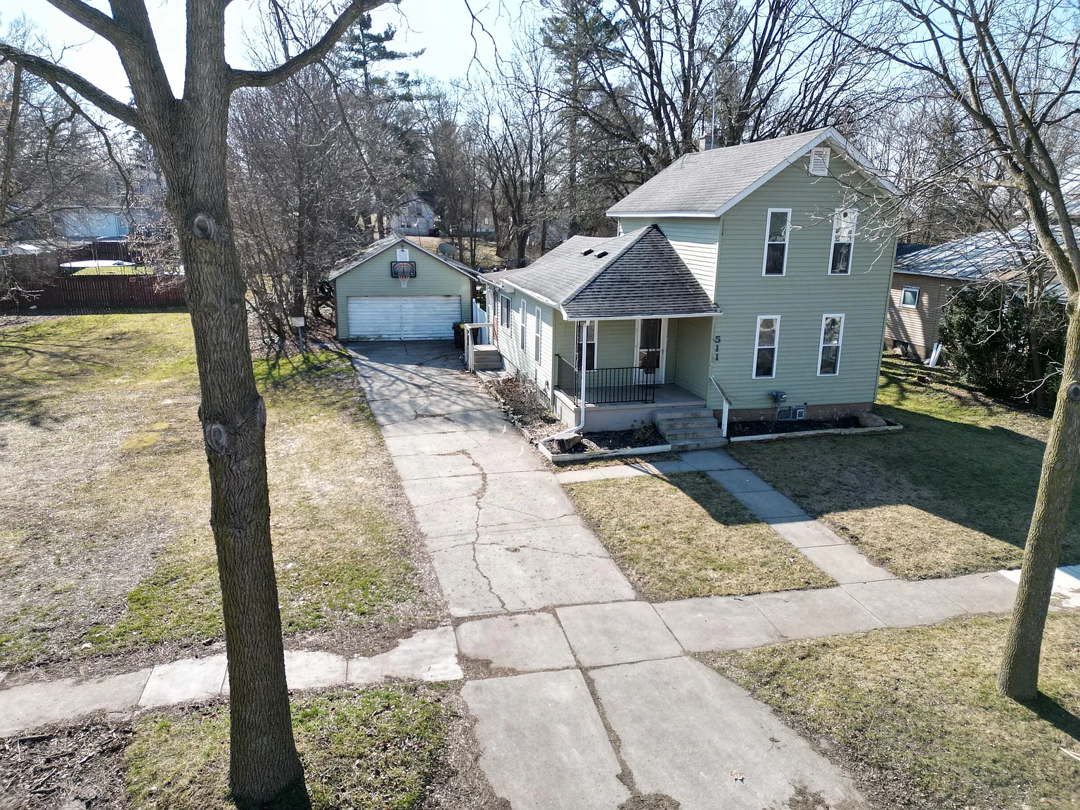 511 Jones St photo 1