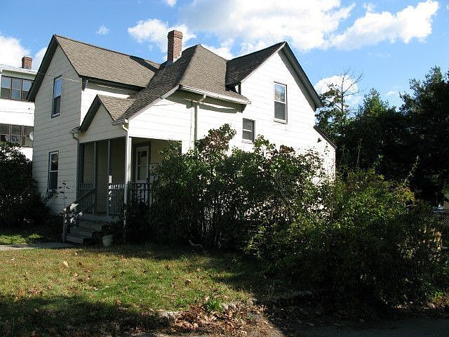 2nd image of 164 5th St