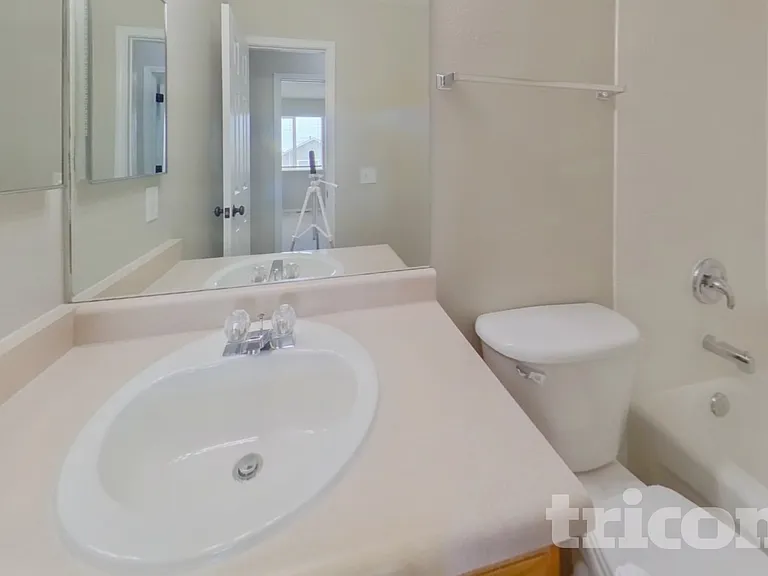 5119 Chaise Dr — Photo 14