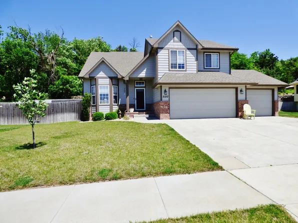 5120 Shadowridge Dr, Manhattan, KS 66503