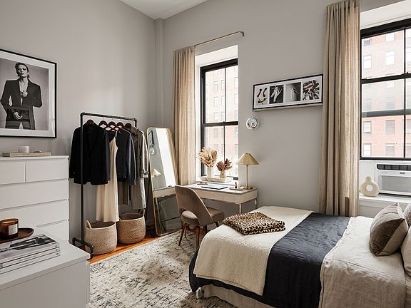 3rd image of 464 W 23rd St #5A