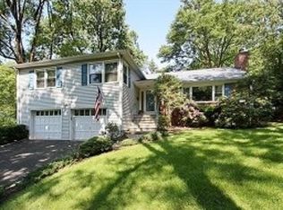 18 Pihlman Pl, Chatham, NJ 07928