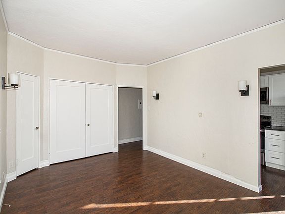 2nd image of 640 Brooklyn Ave APT 11