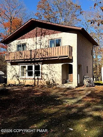 1298 Winding Way