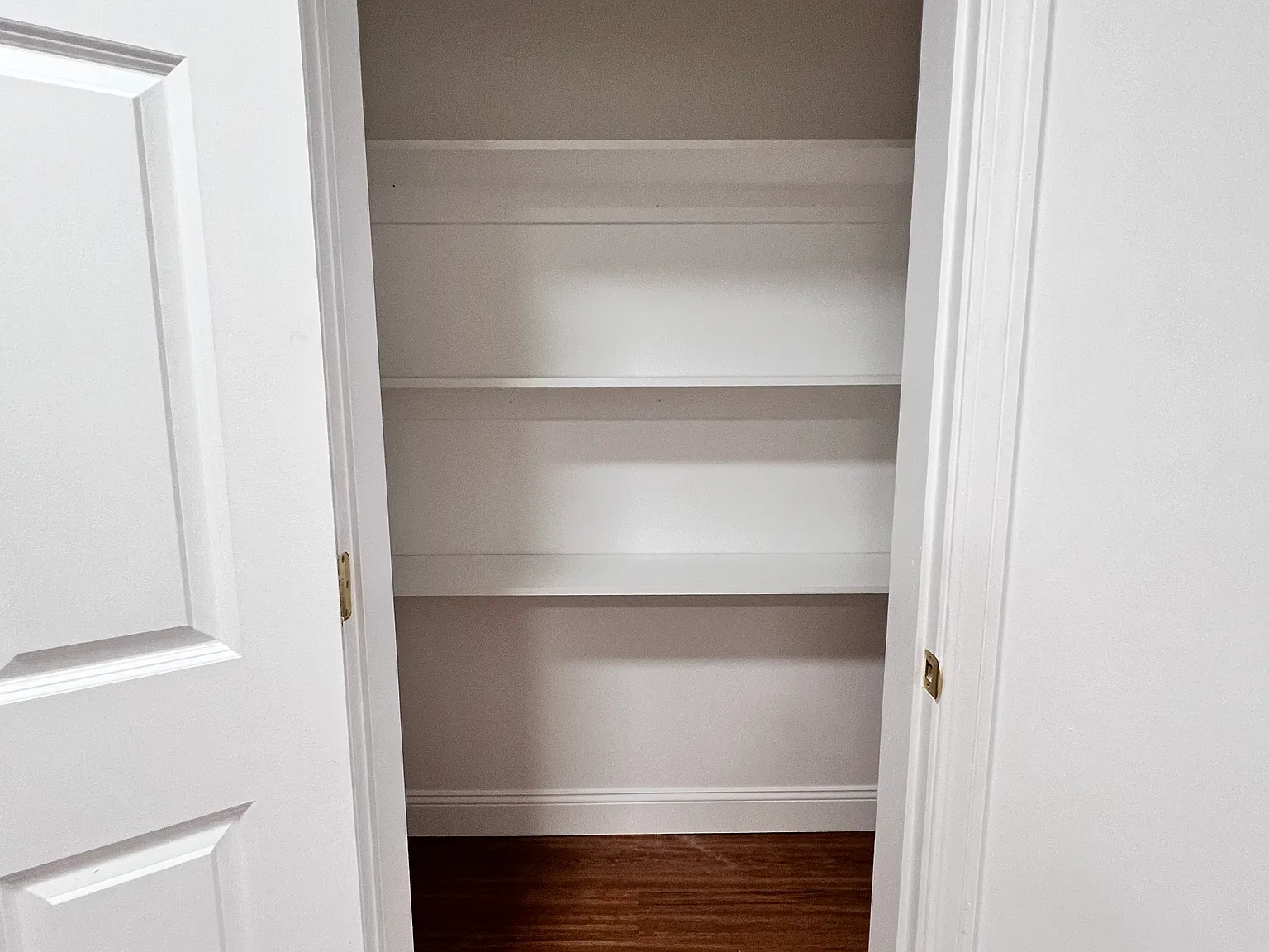 3 bed, $2,300 — Photo 2
