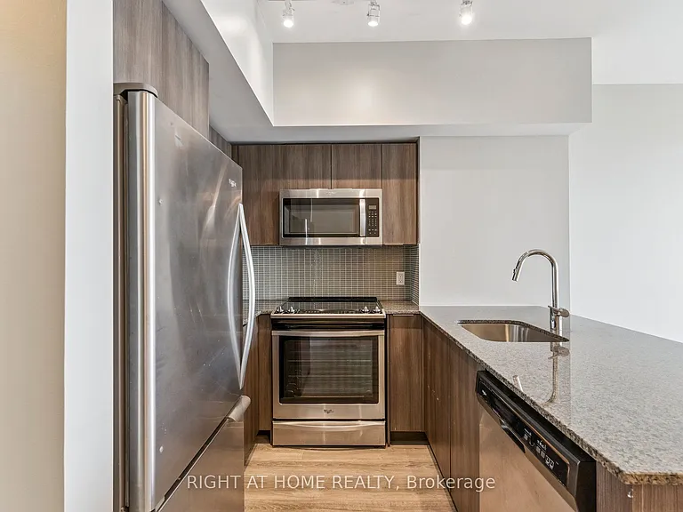 20 Shore Breeze Dr #1409 — Photo 15