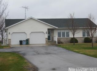 17258 Vale Ave, Hutchinson, MN 55350