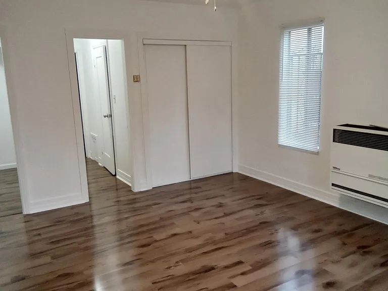5307 Longfellow St — Photo 4