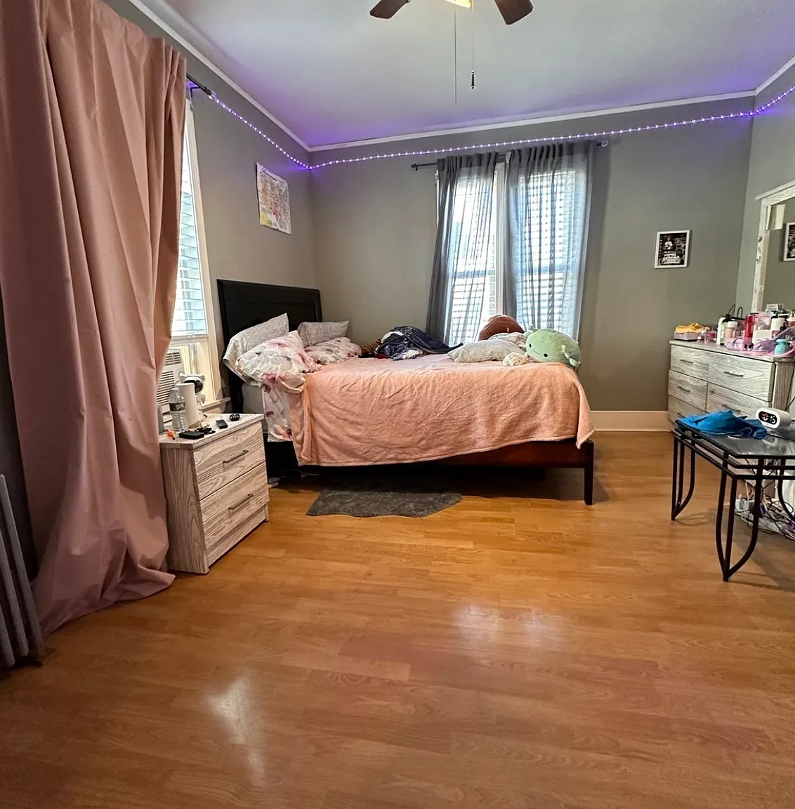 3 bed, 2413 sqft, $3,200 — Photo 3
