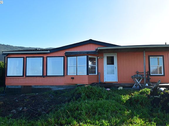 3rd image of 33130 Nesika Rd #A