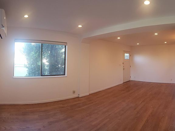 5th image of 3731 Hamilton Way #A