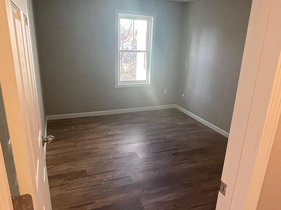5th image of 193 Winthrop St #2