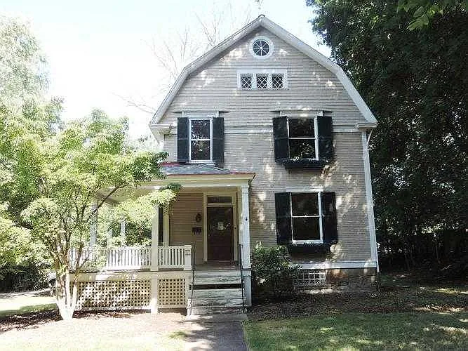 317 Hazel Ln photo 1