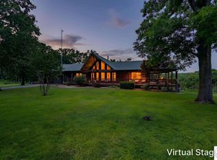 24703 Macks Camp Ave, Warsaw, MO 65355