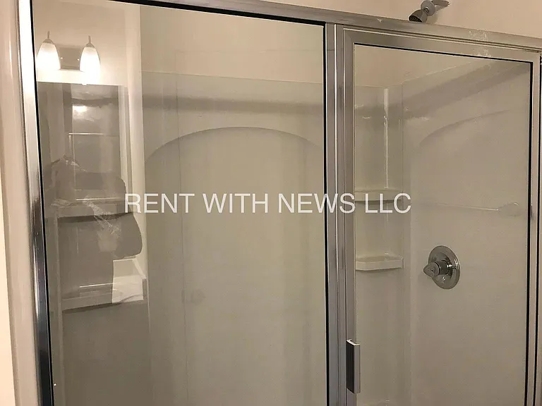 1070 Coldstream Dr — Photo 7