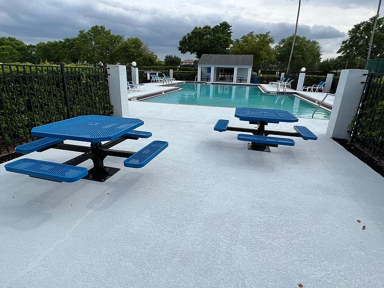 10008 Canopy Tree Ct — Photo 18