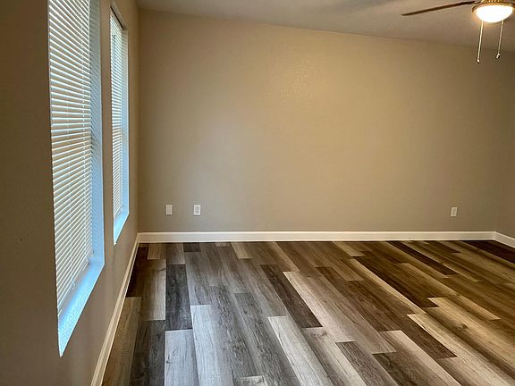 5th image of 829 Santa Rosa Dr