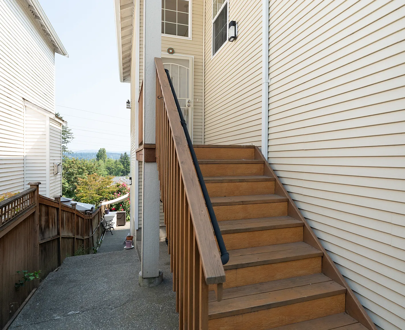 7972 39th Ave S Seattle WA 98118 PTC - 1 — Photo 2