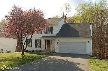 1st image of 33 Clark Ln