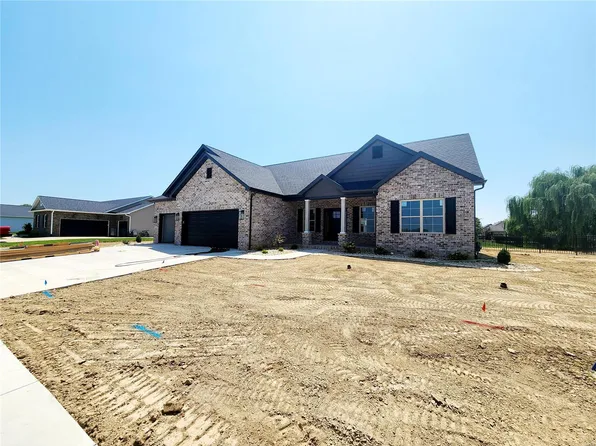 1189 Widgeon Dr, Mascoutah, IL 62258