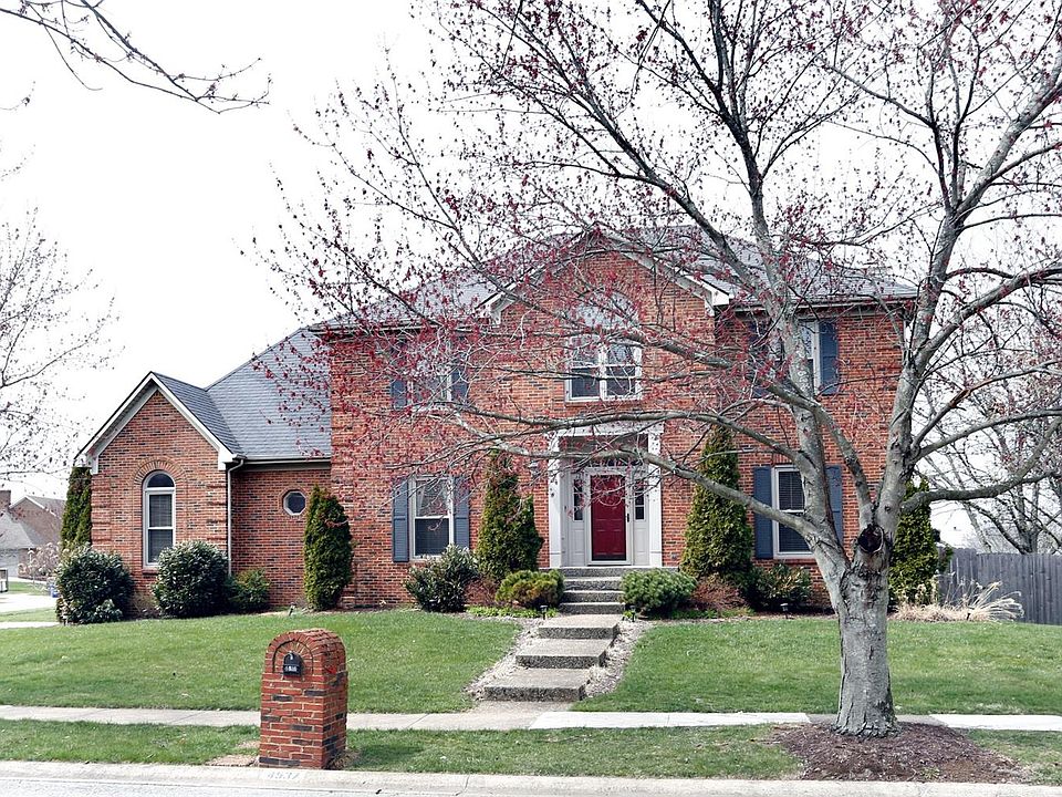 1st image of 4537 Clubhouse Dr