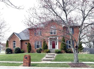 4537 Clubhouse Dr, Lexington, KY 40514