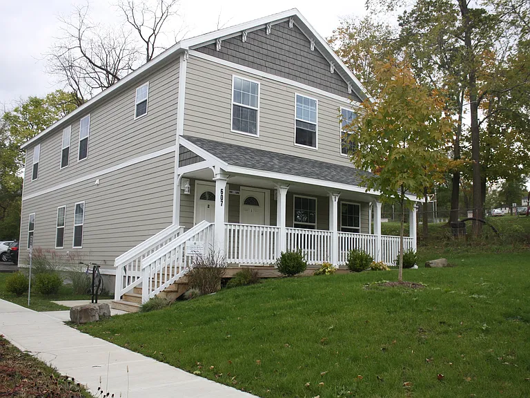 607 S Aurora St #3-2 — Photo 24