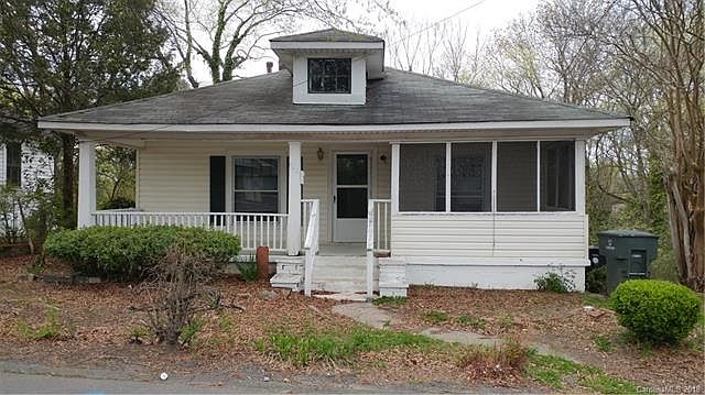 1st image of 242 Hilltop Ave SW