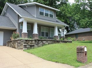 7344 Castle Hills Dr, Newburgh, IN 47630