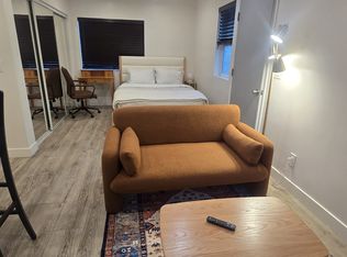 17733 Gault St, Reseda, CA 91335