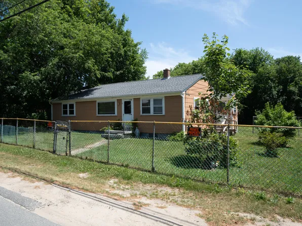 21 Norris Ave, Oak Bluffs, MA 02557