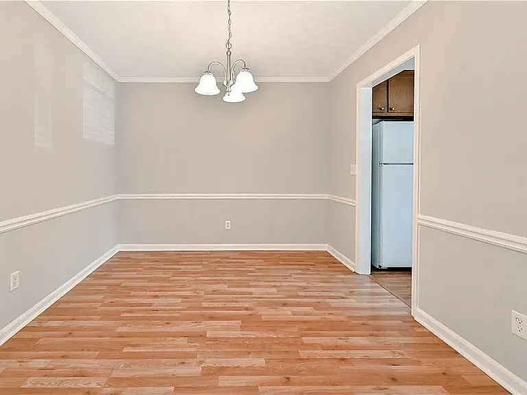 4980 Mountain Springs Way — Photo 2