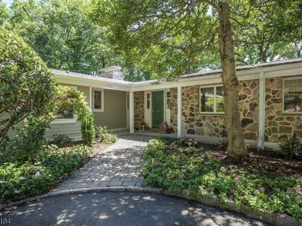 6 Post House Rd, Harding Twp., NJ 07960