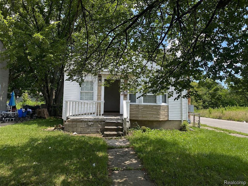 1st image of 20000 Rowe St
