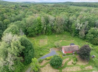 3 Robinson Ln, Lloyd, NY 12528