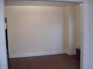 115 Clinton St APT 4, Mount Clemens, MI 48043