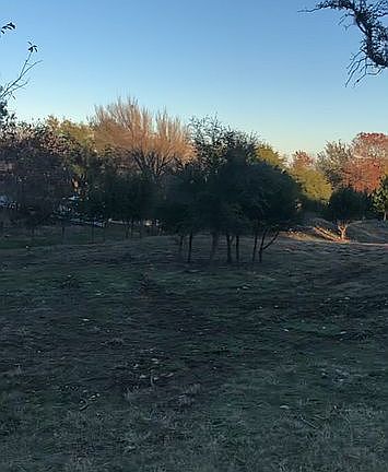 5th image of Hilltop Dr