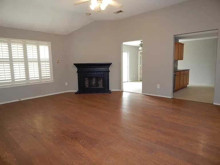 10013 Country View Ln — Photo 17
