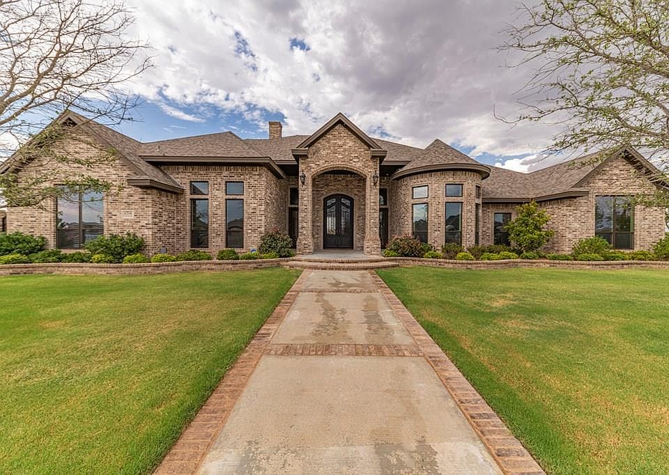 1st image of 6708 Castlewood Dr