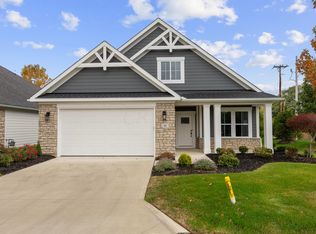 44 Prairie Ln, Powell, OH 43065