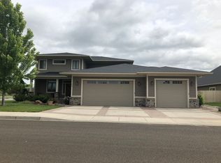 276 Cougar Creek Dr, Walla Walla, WA 99362