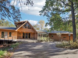 4340 N Rivers Edge Dr, Janesville, WI 53548