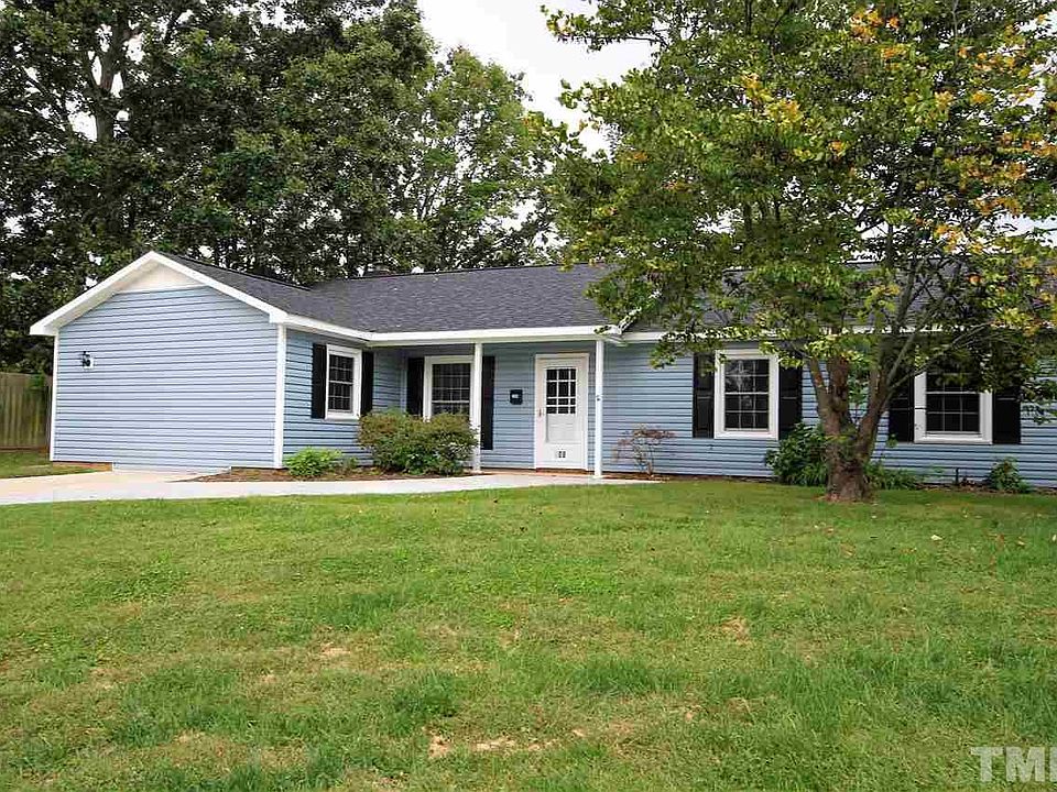 1st image of 208 Woodhaven Dr
