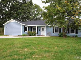 208 Woodhaven Dr, Burlington, NC 27217