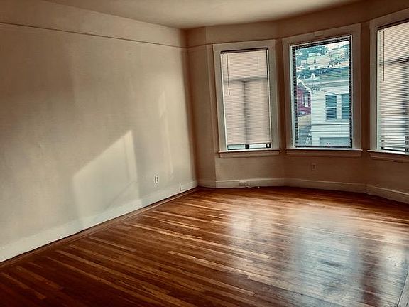 4th image of 206 Ashton Ave APT 1