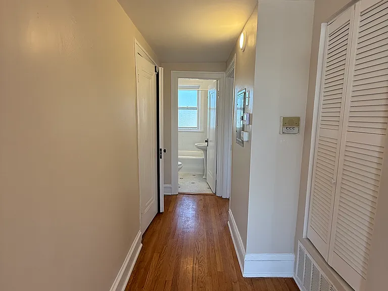 4419 N Whipple St #3W — Photo 7